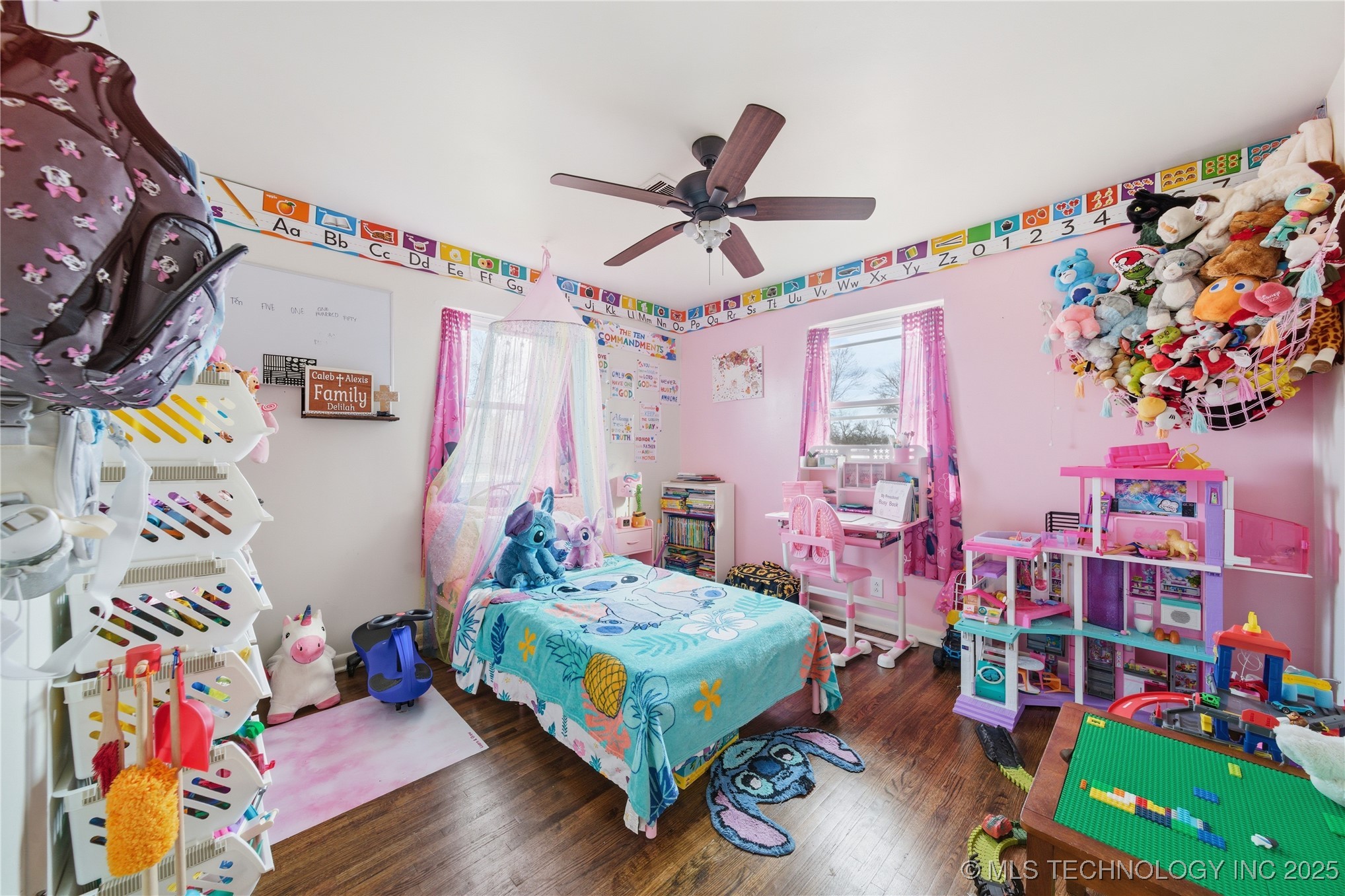 318 E Maple Street Property Photo 25