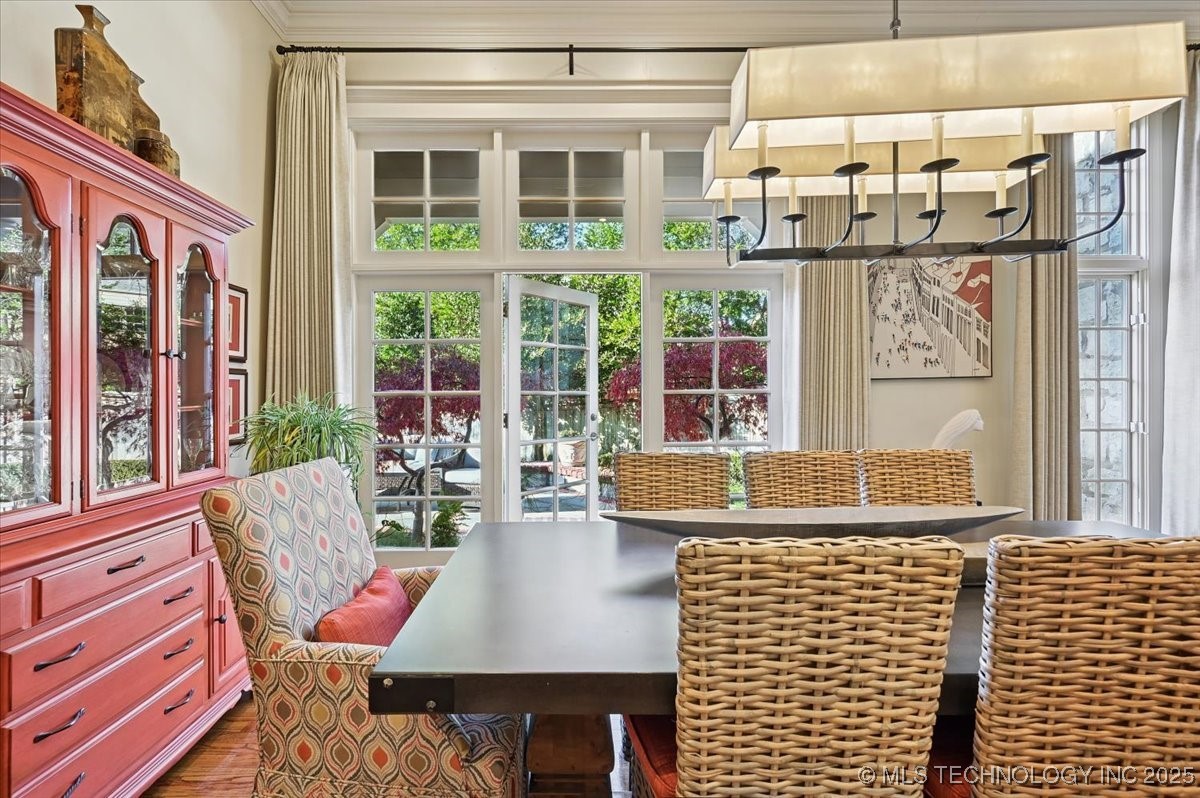 2522 S Columbia Avenue Property Photo 12