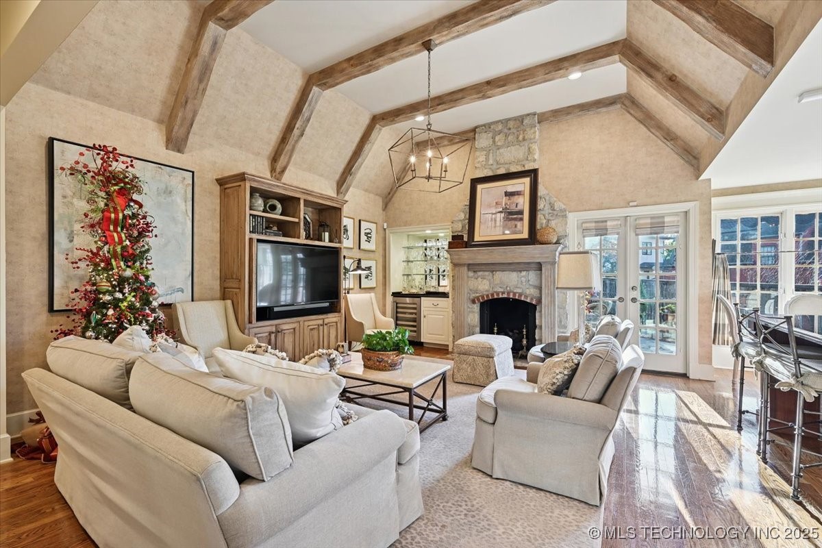 2522 S Columbia Avenue Property Photo 14