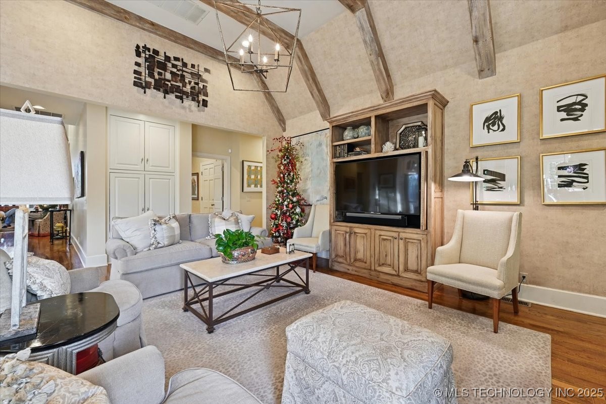 2522 S Columbia Avenue Property Photo 18