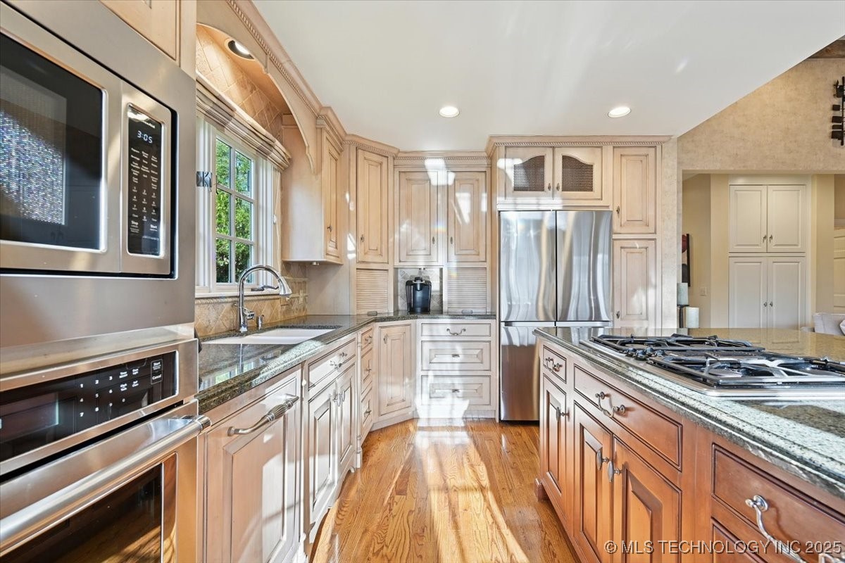 2522 S Columbia Avenue Property Photo 26