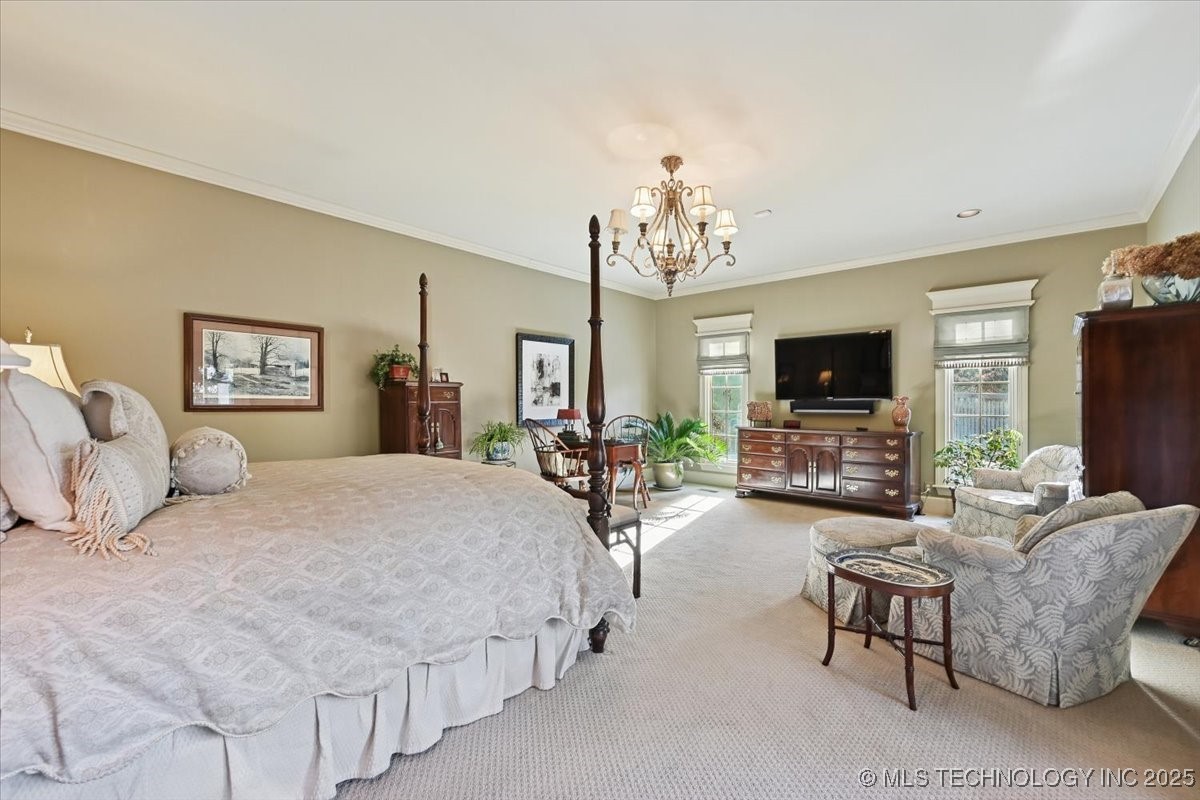 2522 S Columbia Avenue Property Photo 33