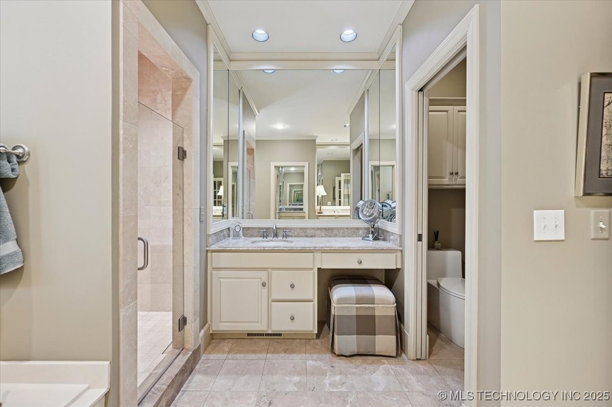 2522 S Columbia Avenue Property Photo 38