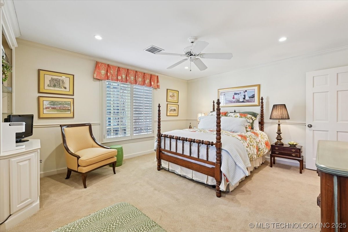 2522 S Columbia Avenue Property Photo 41