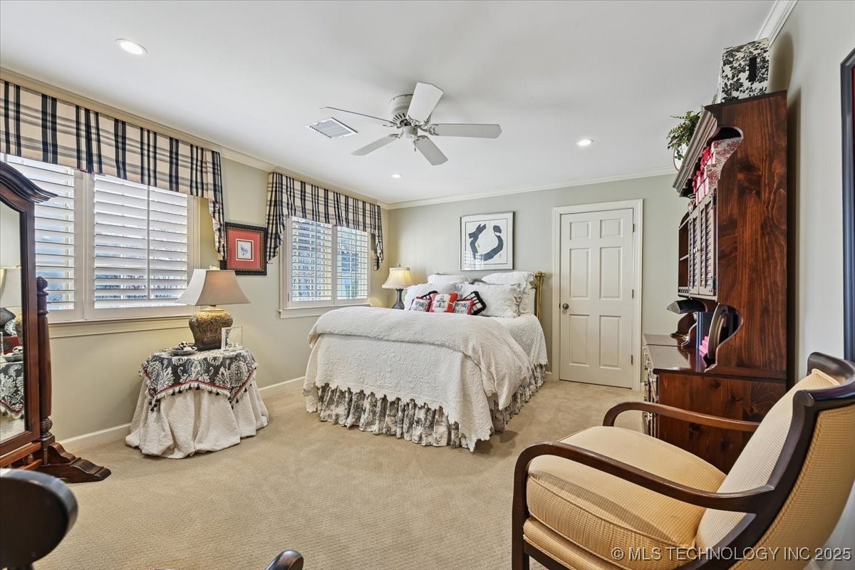 2522 S Columbia Avenue Property Photo 46