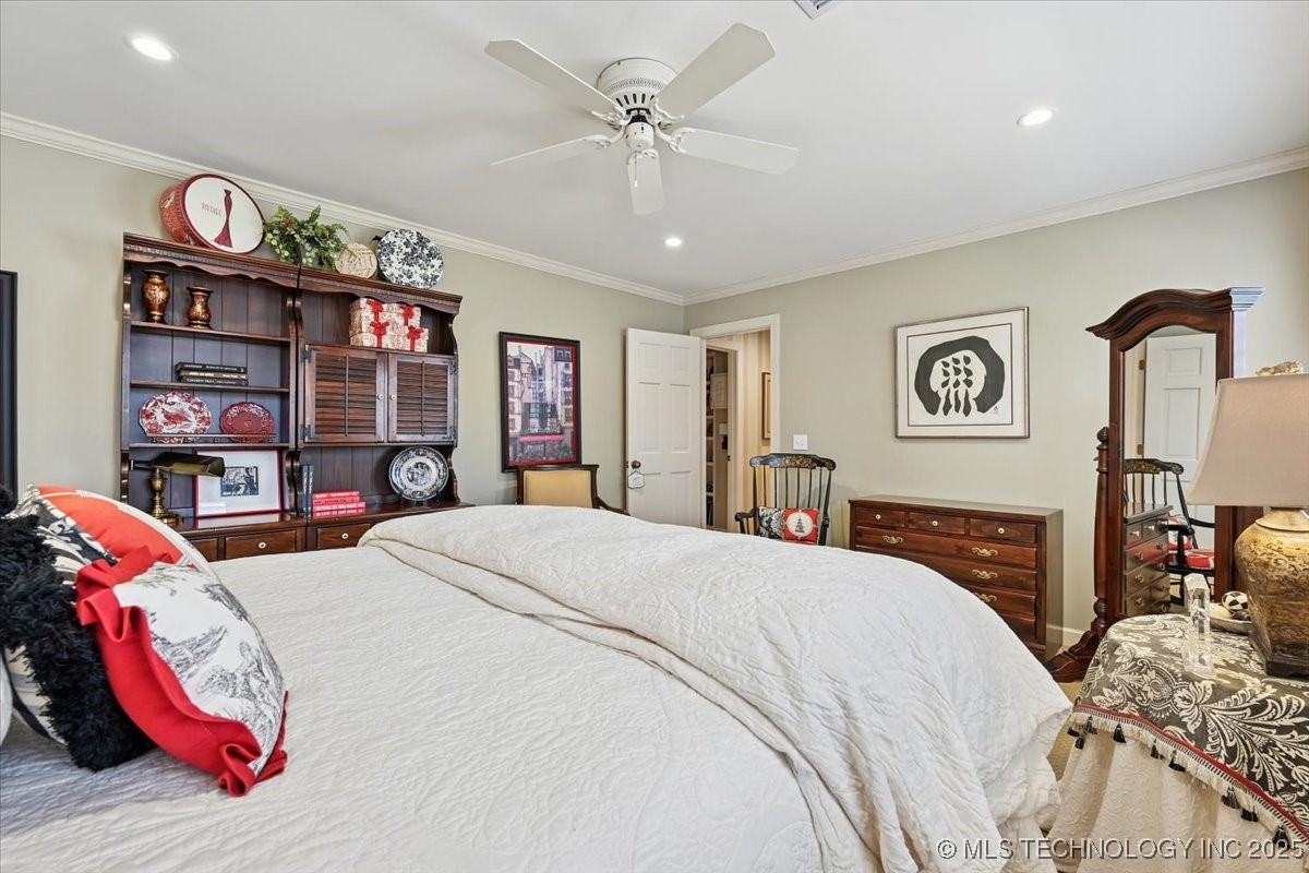 2522 S Columbia Avenue Property Photo 47