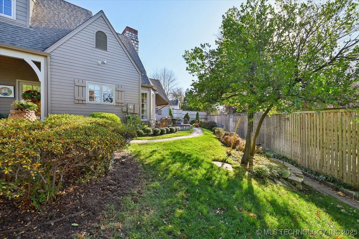 2522 S Columbia Avenue Property Photo 62