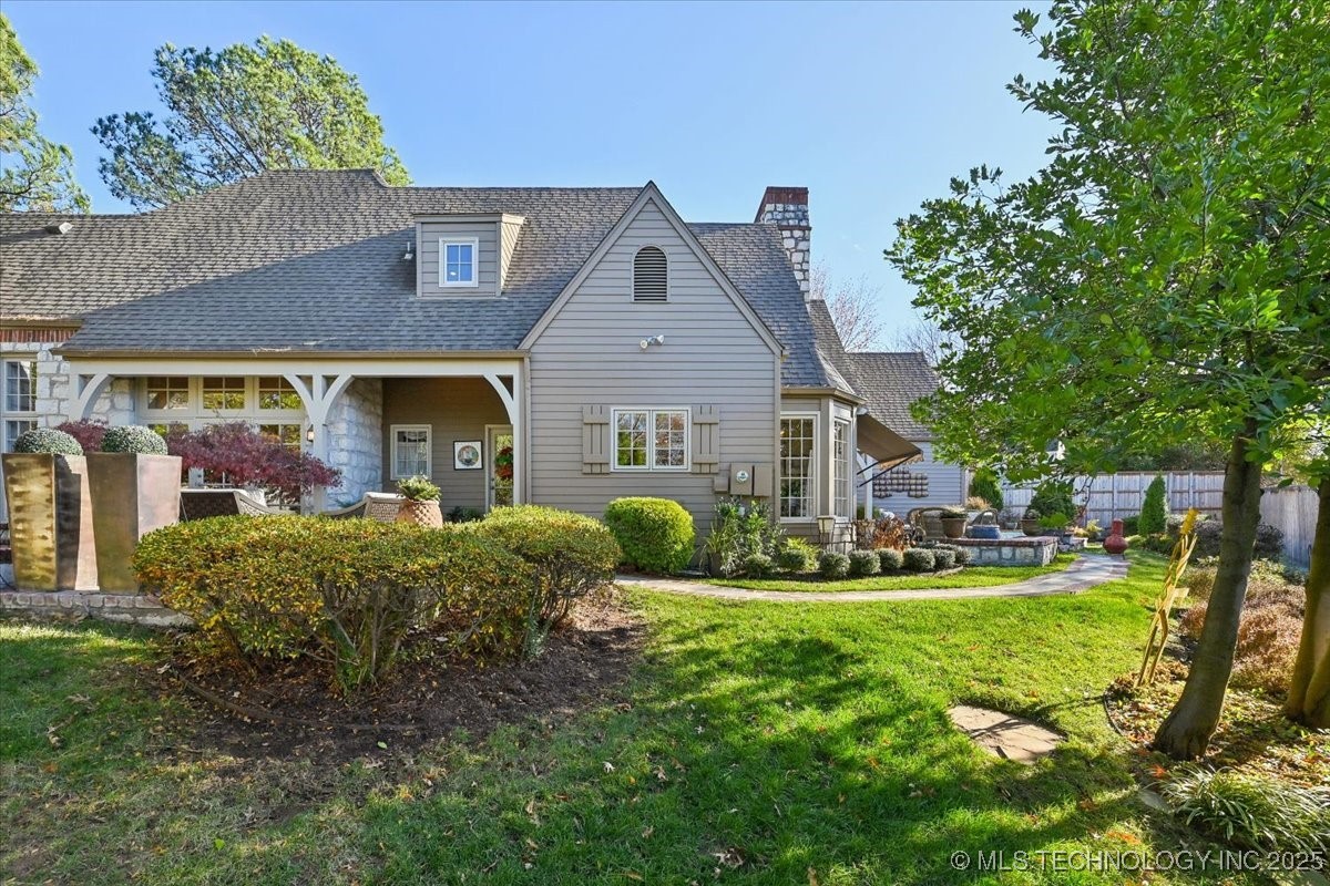 2522 S Columbia Avenue Property Photo 67