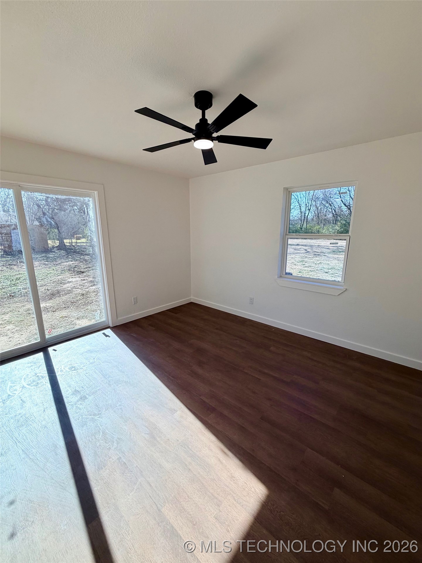 204 W 21st Street Property Photo 10