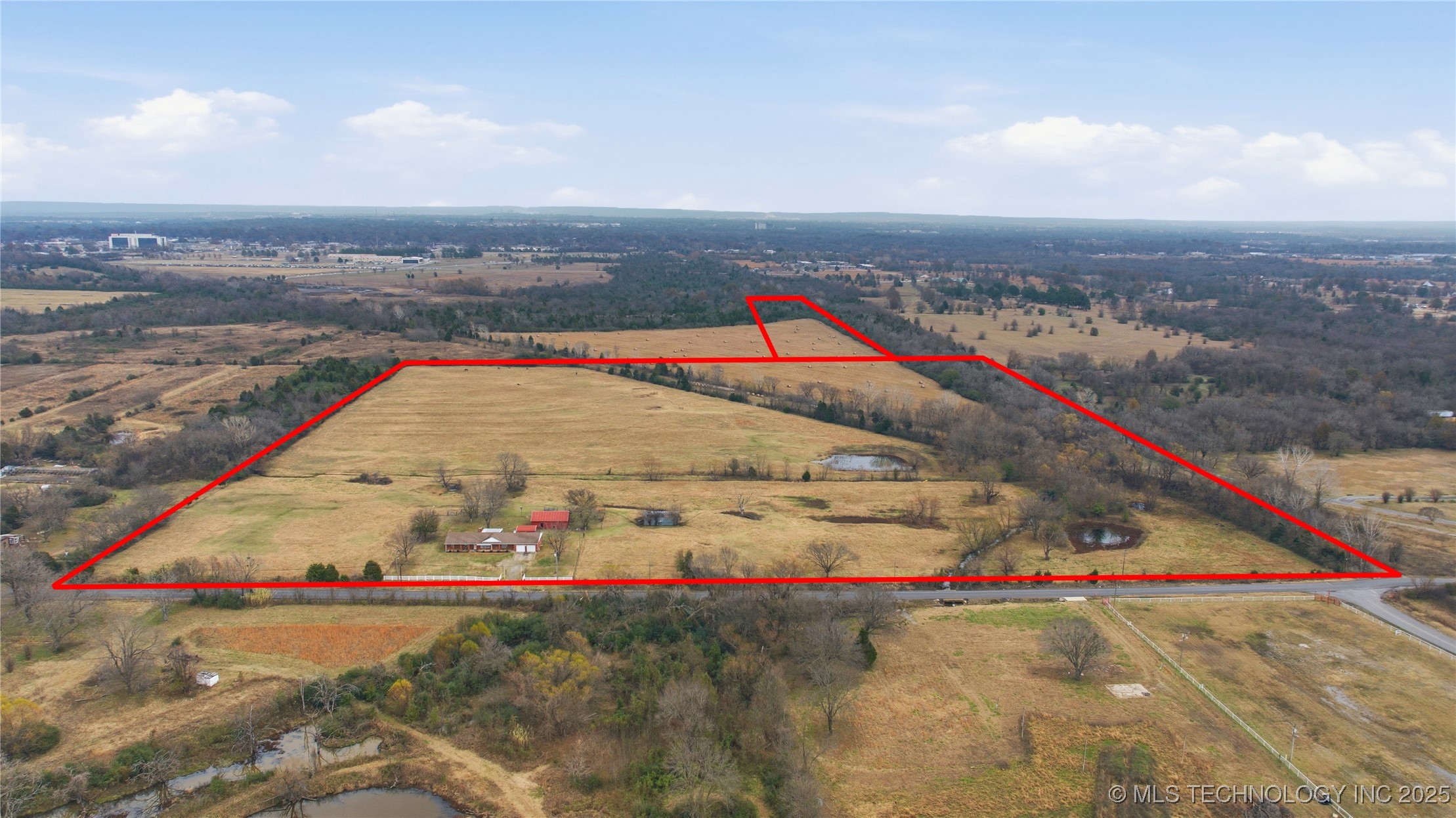 1200 S 54th Street Property Photo 2