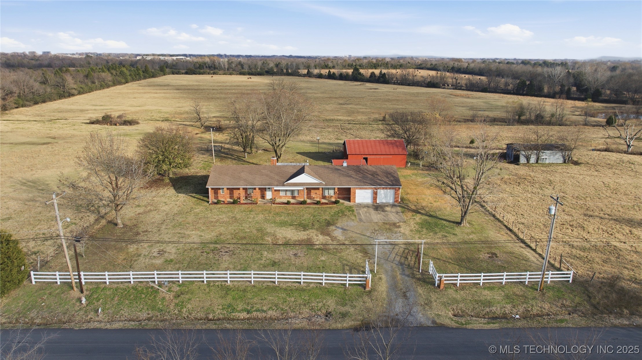 1200 S 54th Street Property Photo 3