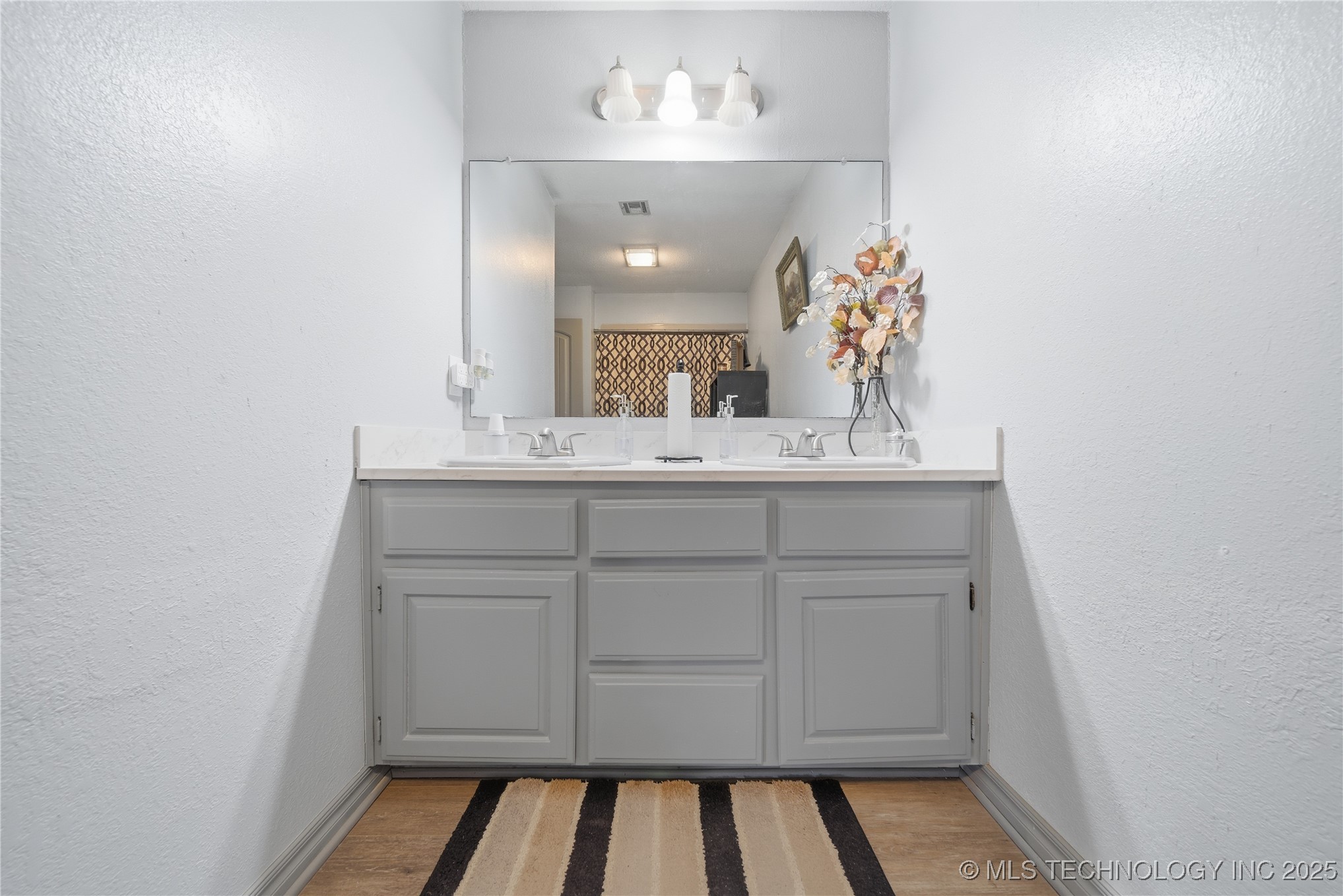 1200 S 54th Street Property Photo 29