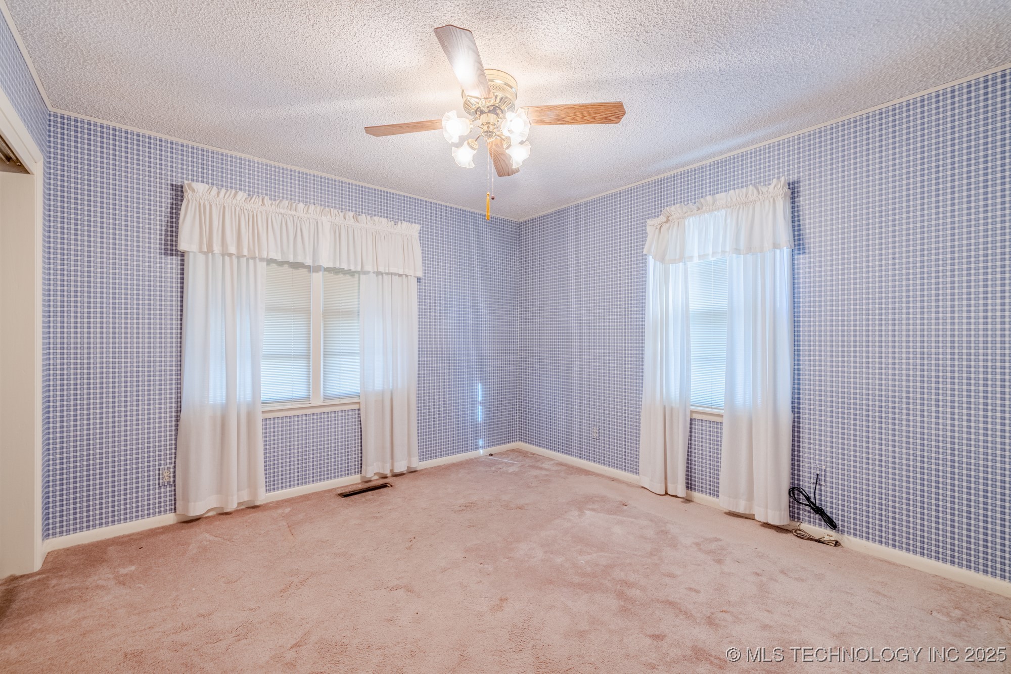 608 Se 6th Street Property Photo 12