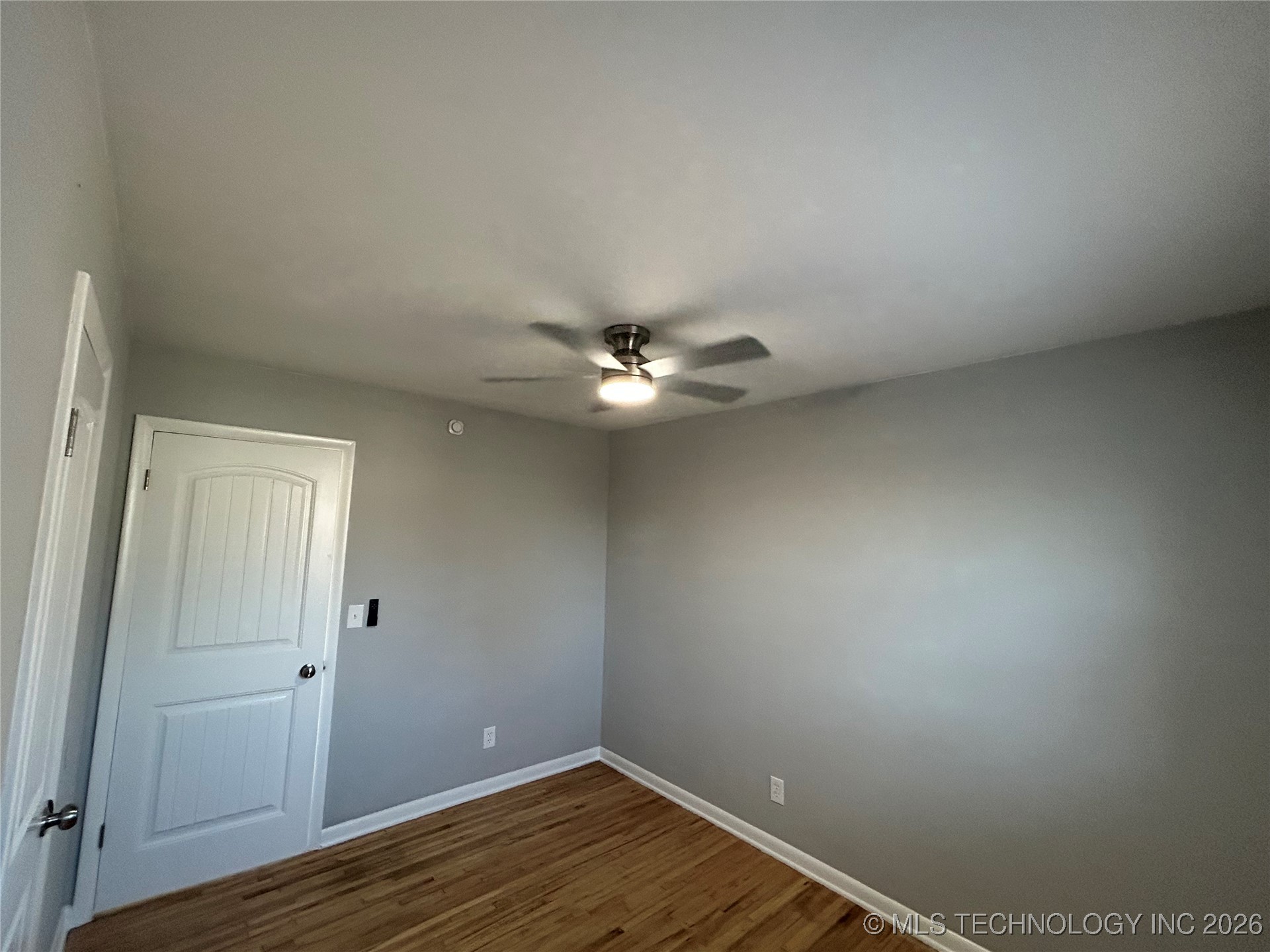 308 W 3rd Street Property Photo 30