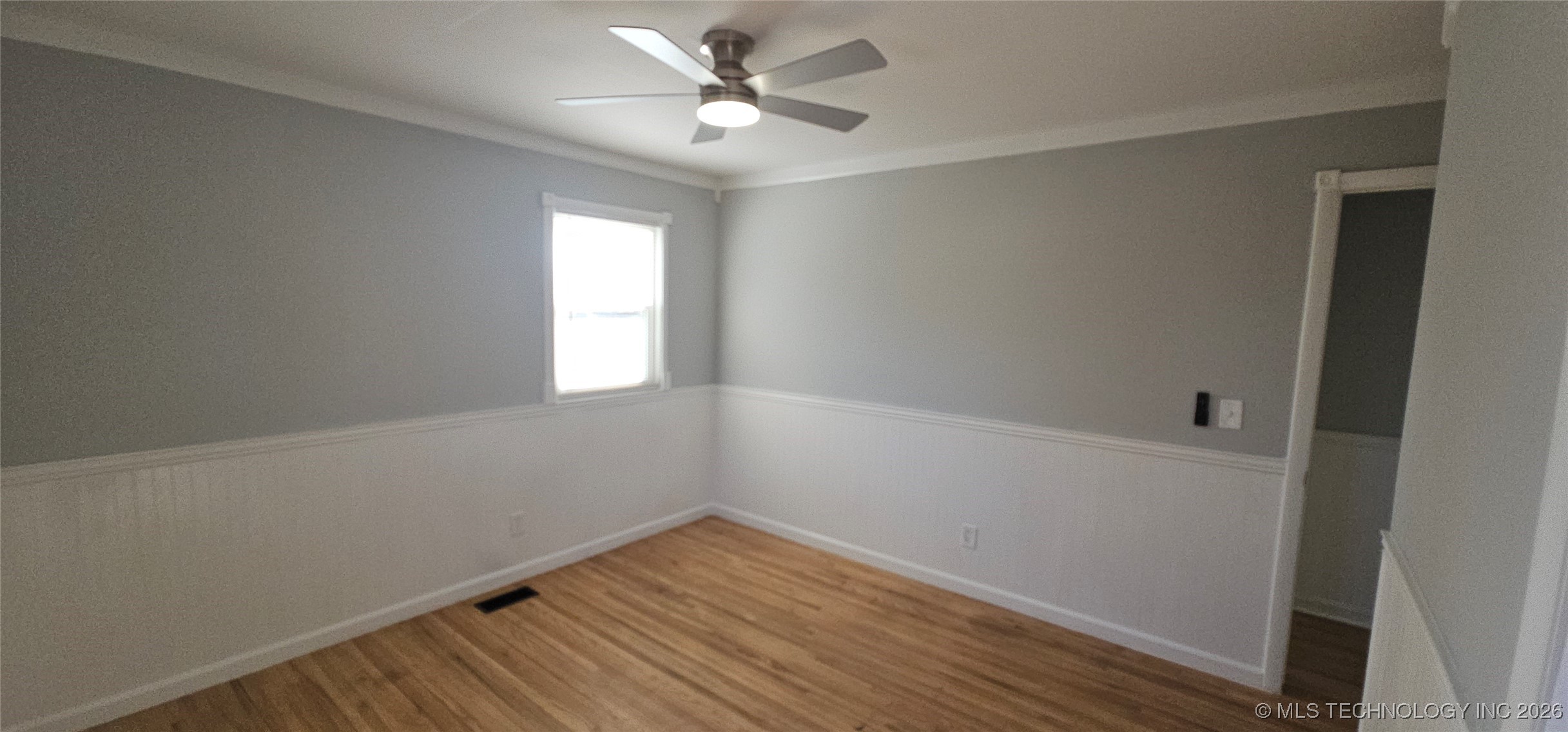 308 W 3rd Street Property Photo 51