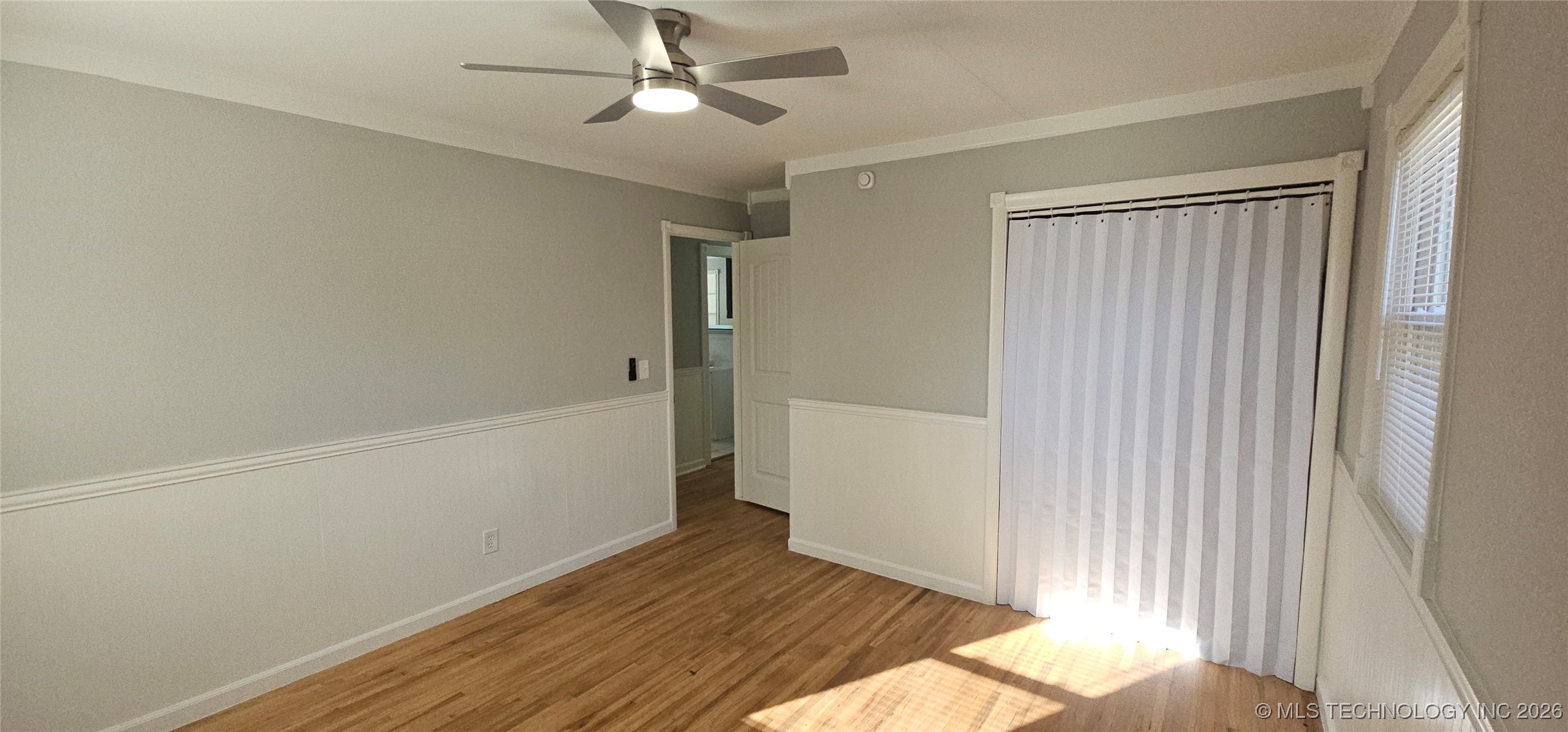 308 W 3rd Street Property Photo 52