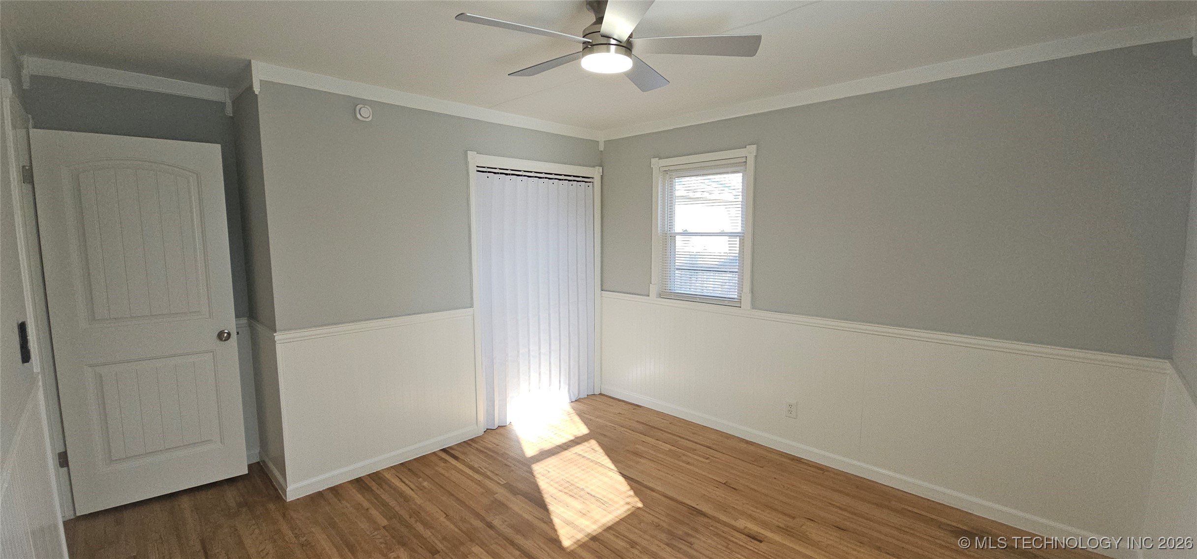 308 W 3rd Street Property Photo 54