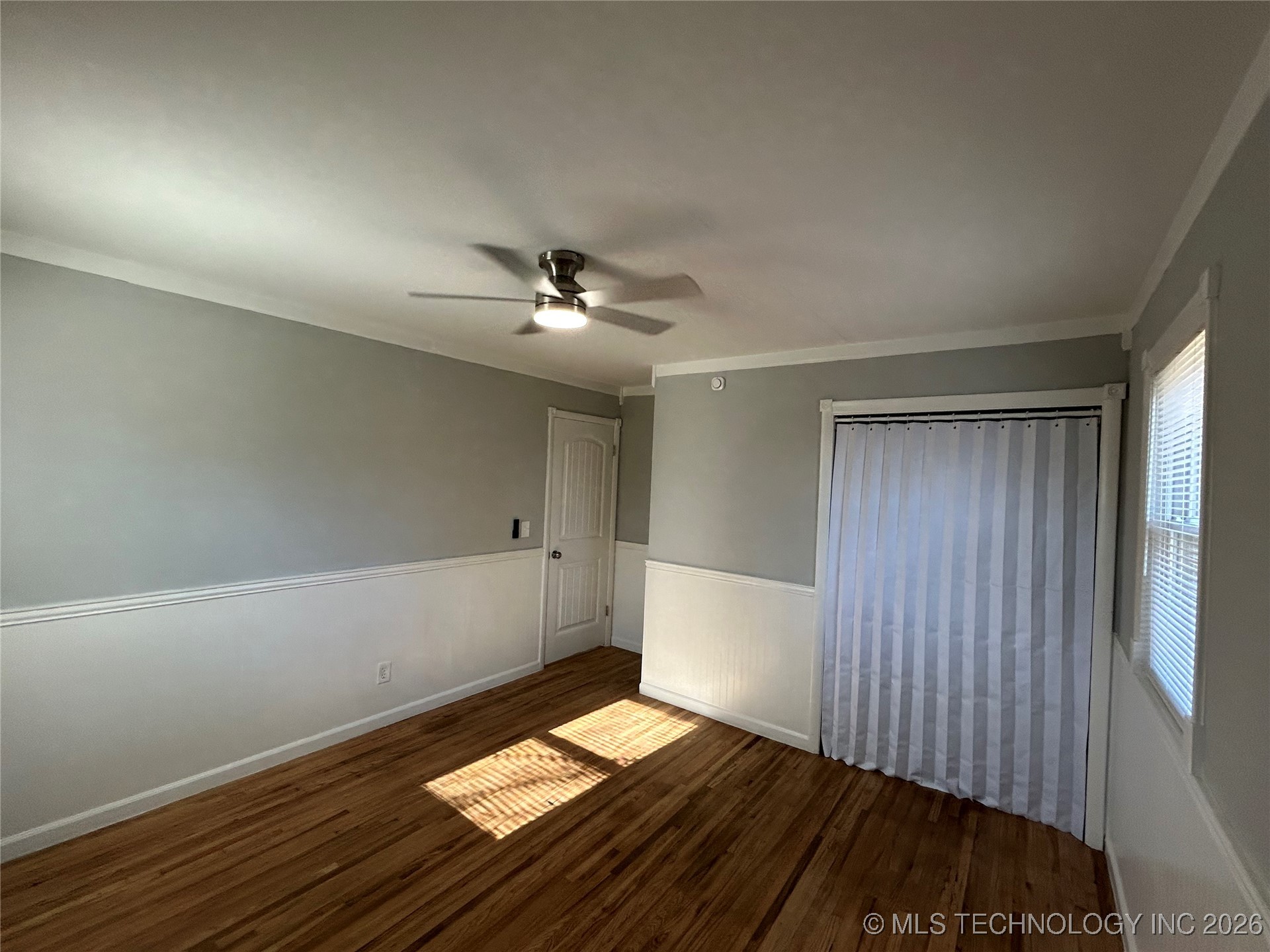 308 W 3rd Street Property Photo 55