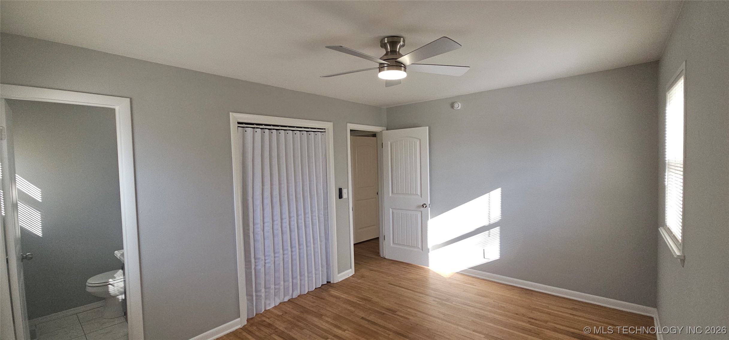 308 W 3rd Street Property Photo 63