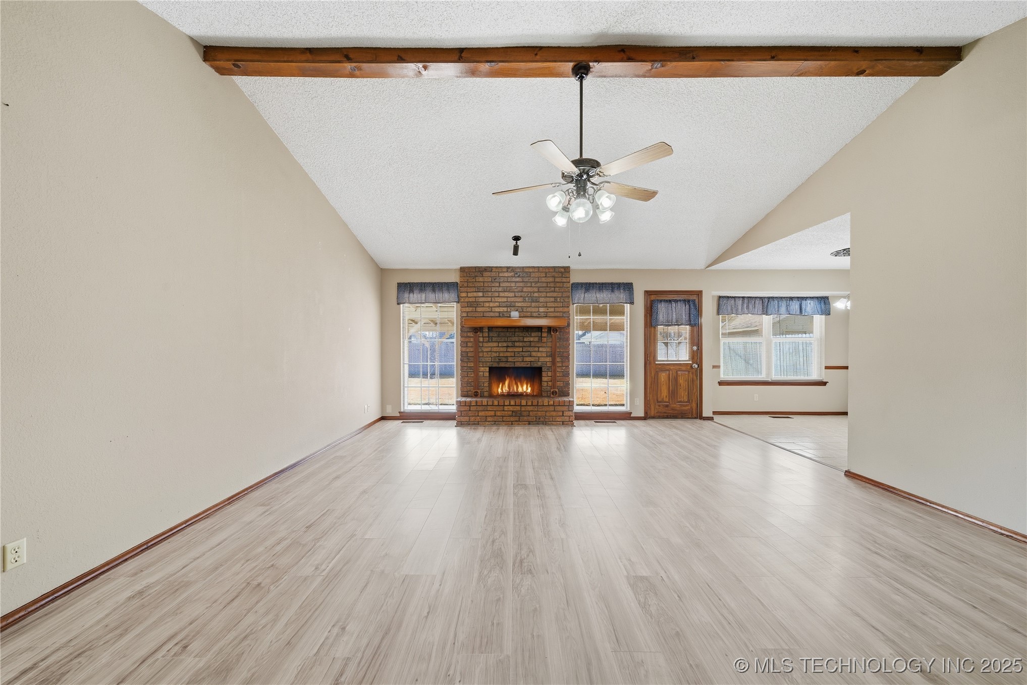 4433 W Reno Street Property Photo 3