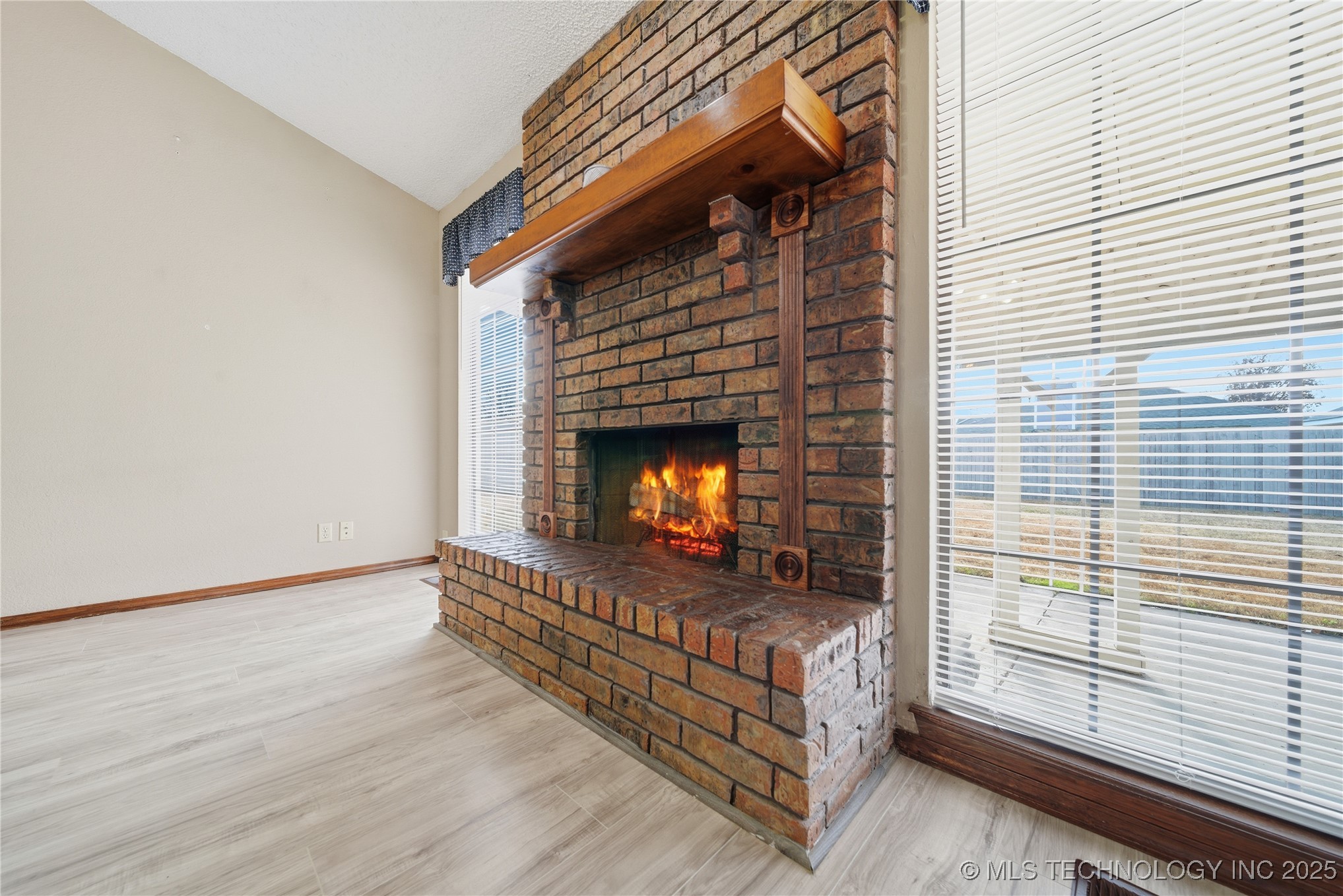 4433 W Reno Street Property Photo 6