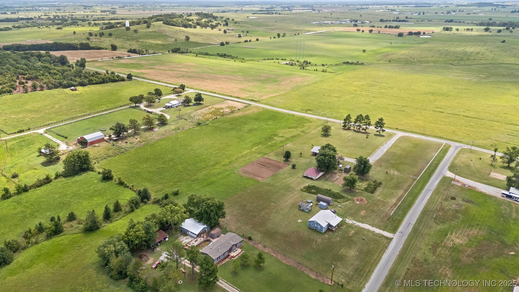 9348 W 620 Road Property Photo 32