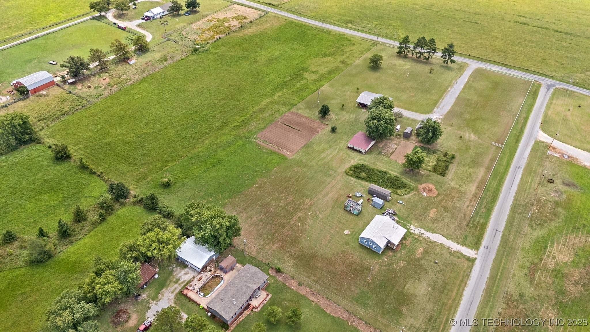 9348 W 620 Road Property Photo 33