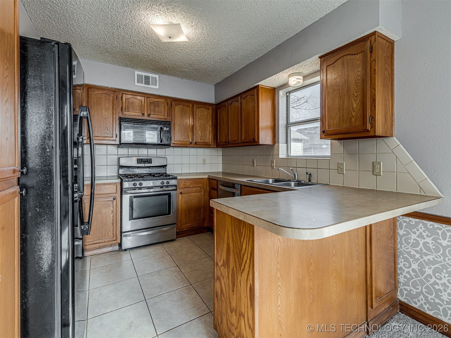 8307 N 126th East Avenue Property Photo 4