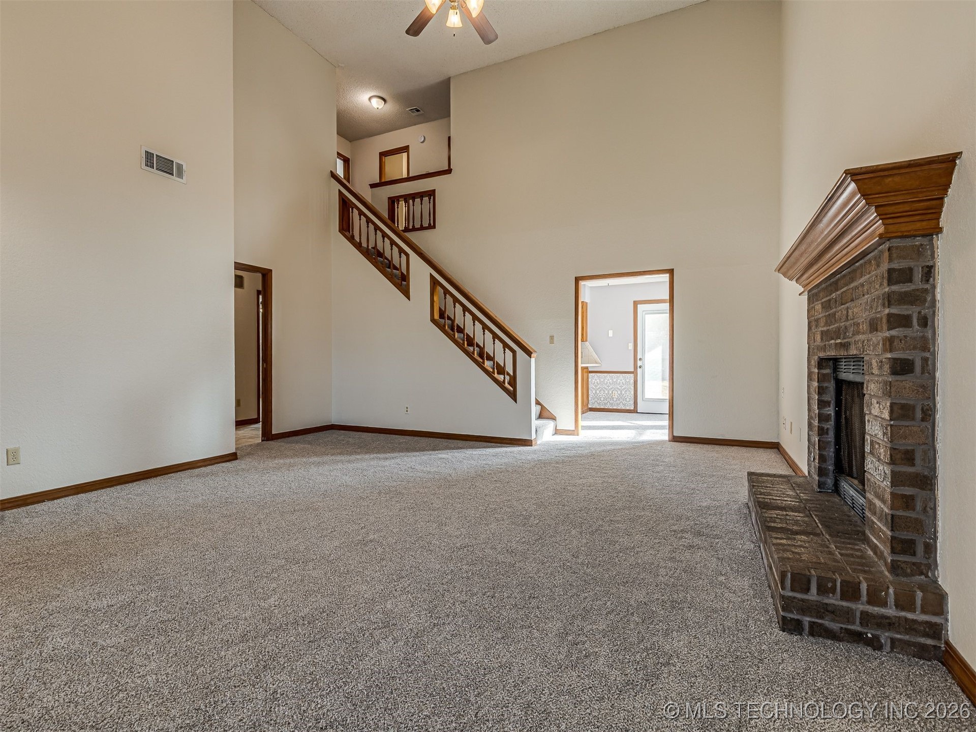 8307 N 126th East Avenue Property Photo 8