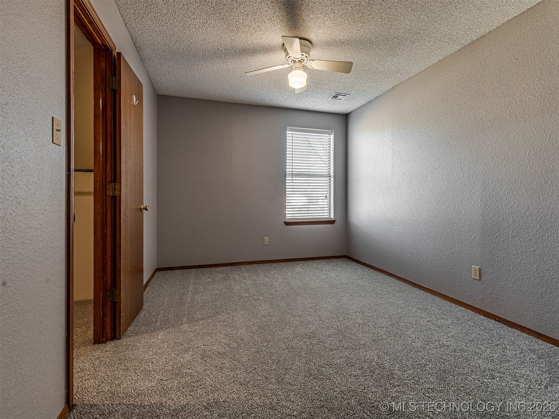 8307 N 126th East Avenue Property Photo 27