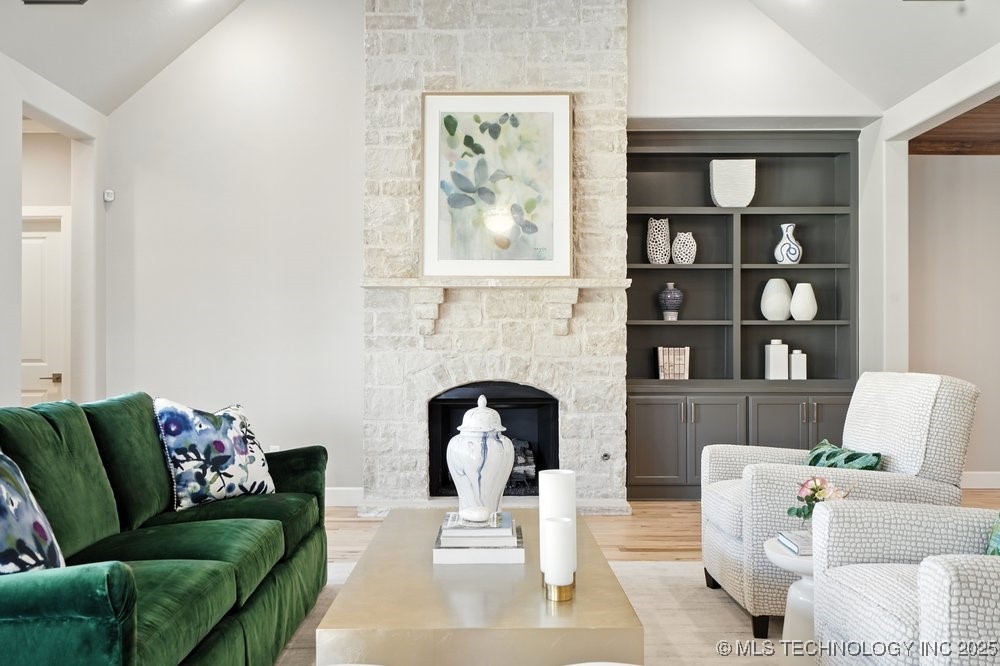 2722 W Roanoke Street Property Photo 11