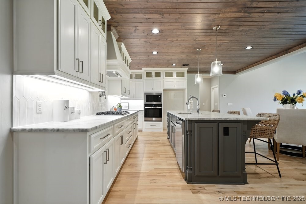 2722 W Roanoke Street Property Photo 18