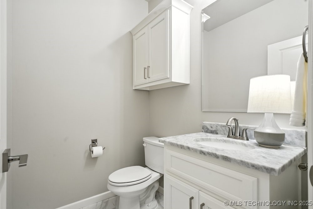 2722 W Roanoke Street Property Photo 27