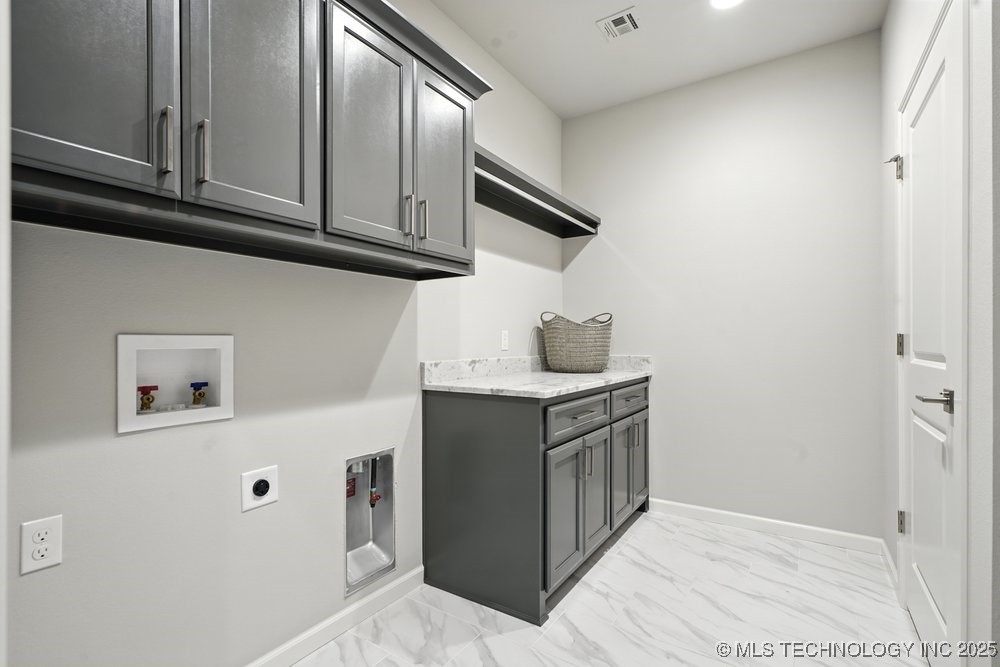 2722 W Roanoke Street Property Photo 29