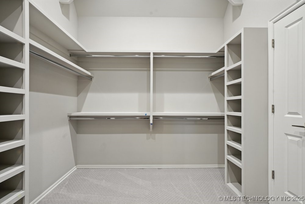 2722 W Roanoke Street Property Photo 30