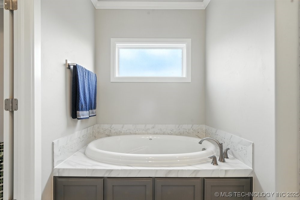 2722 W Roanoke Street Property Photo 33