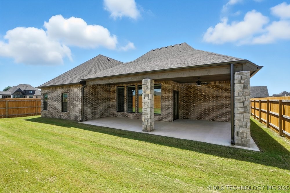 2722 W Roanoke Street Property Photo 39