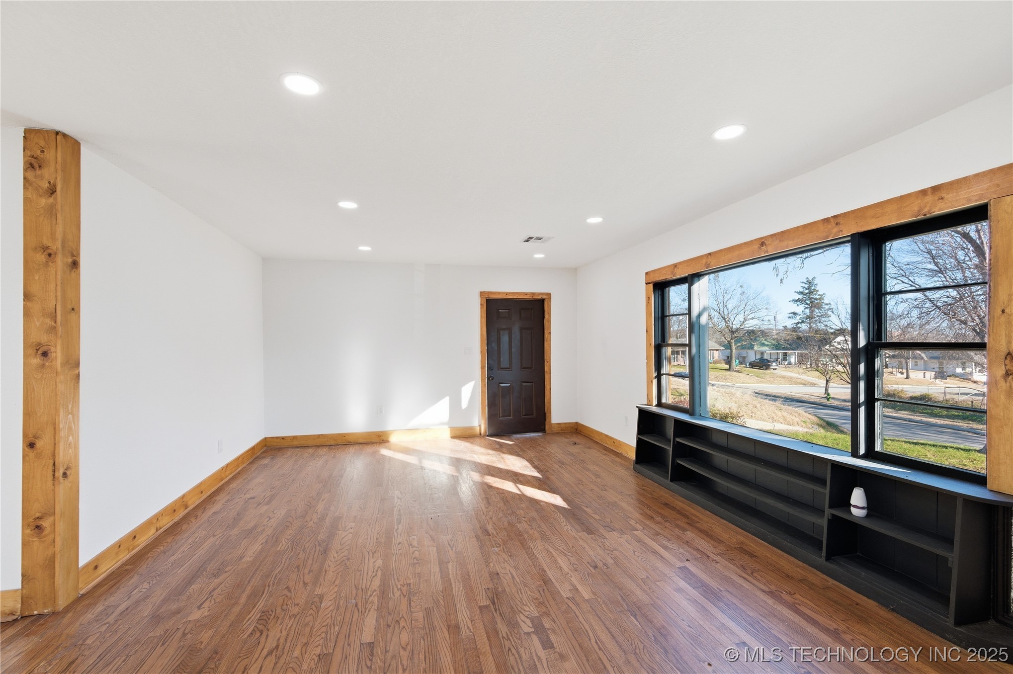 206 S Mounds Street Property Photo 7