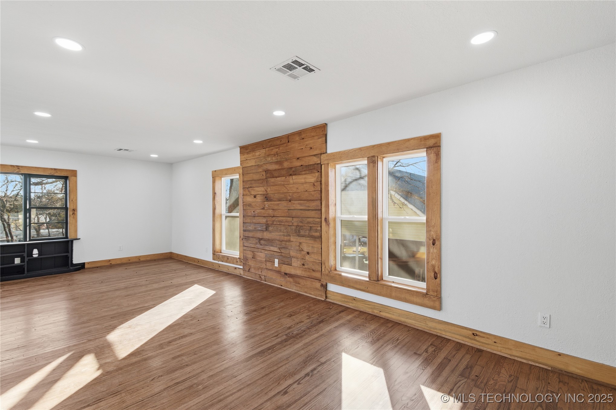 206 S Mounds Street Property Photo 10