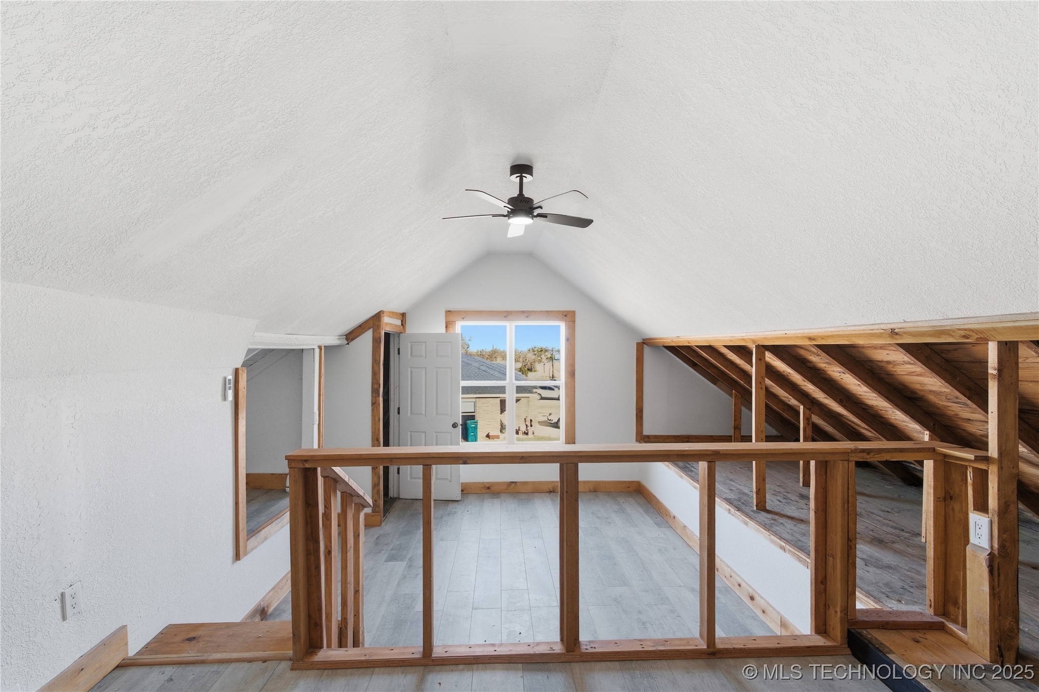 206 S Mounds Street Property Photo 25