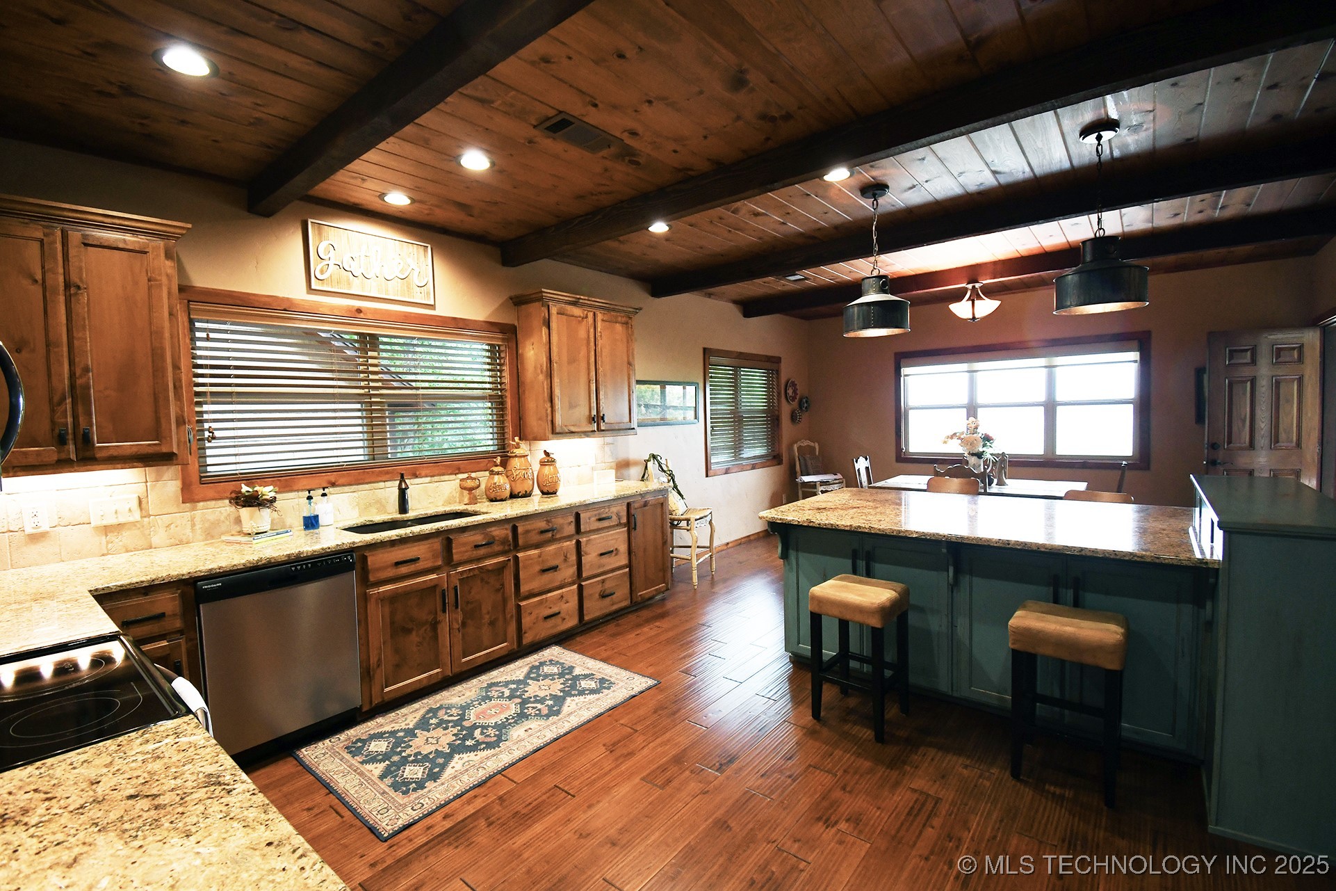 96080 S 4490 Property Photo 14