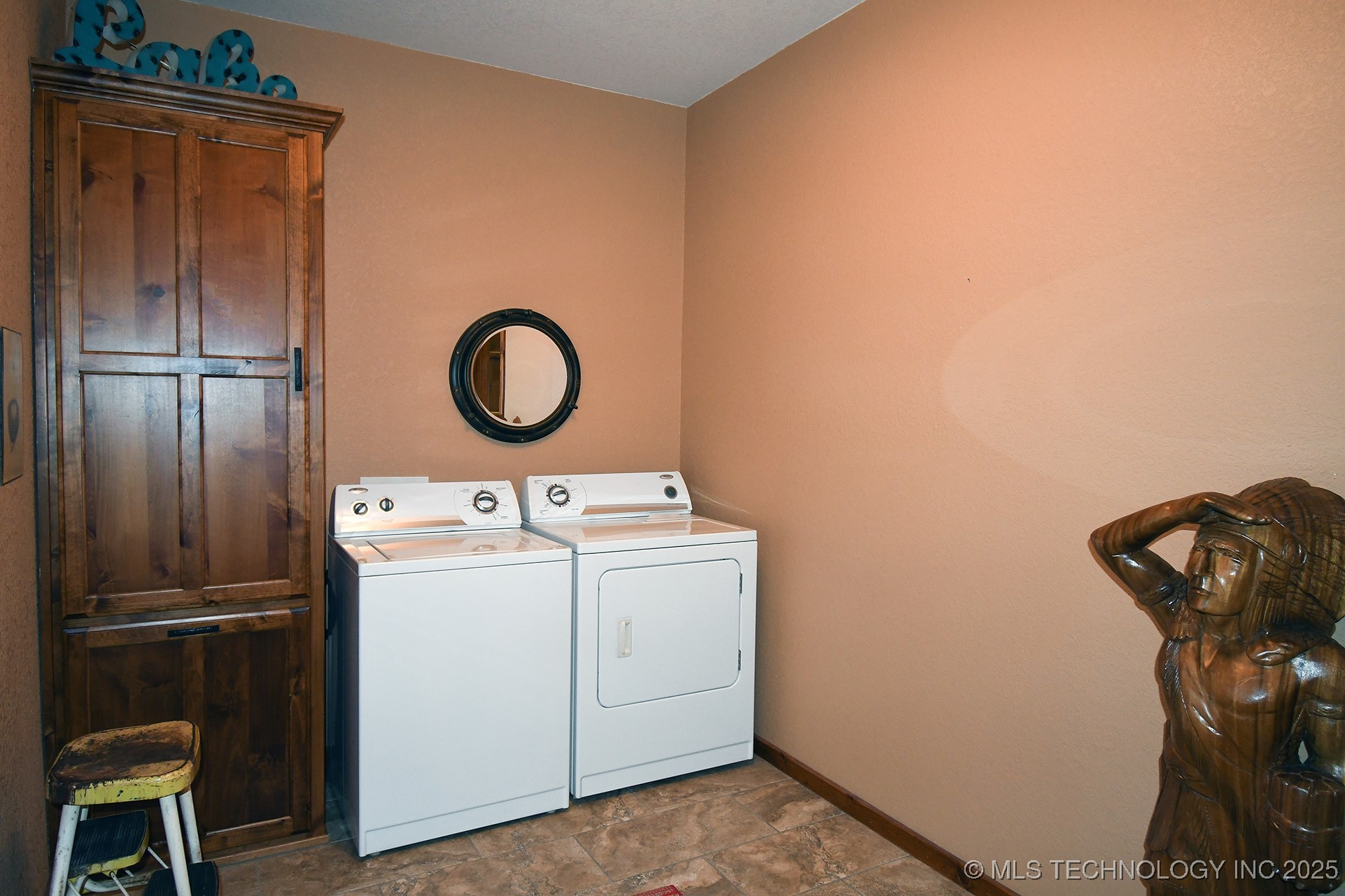 96080 S 4490 Property Photo 39