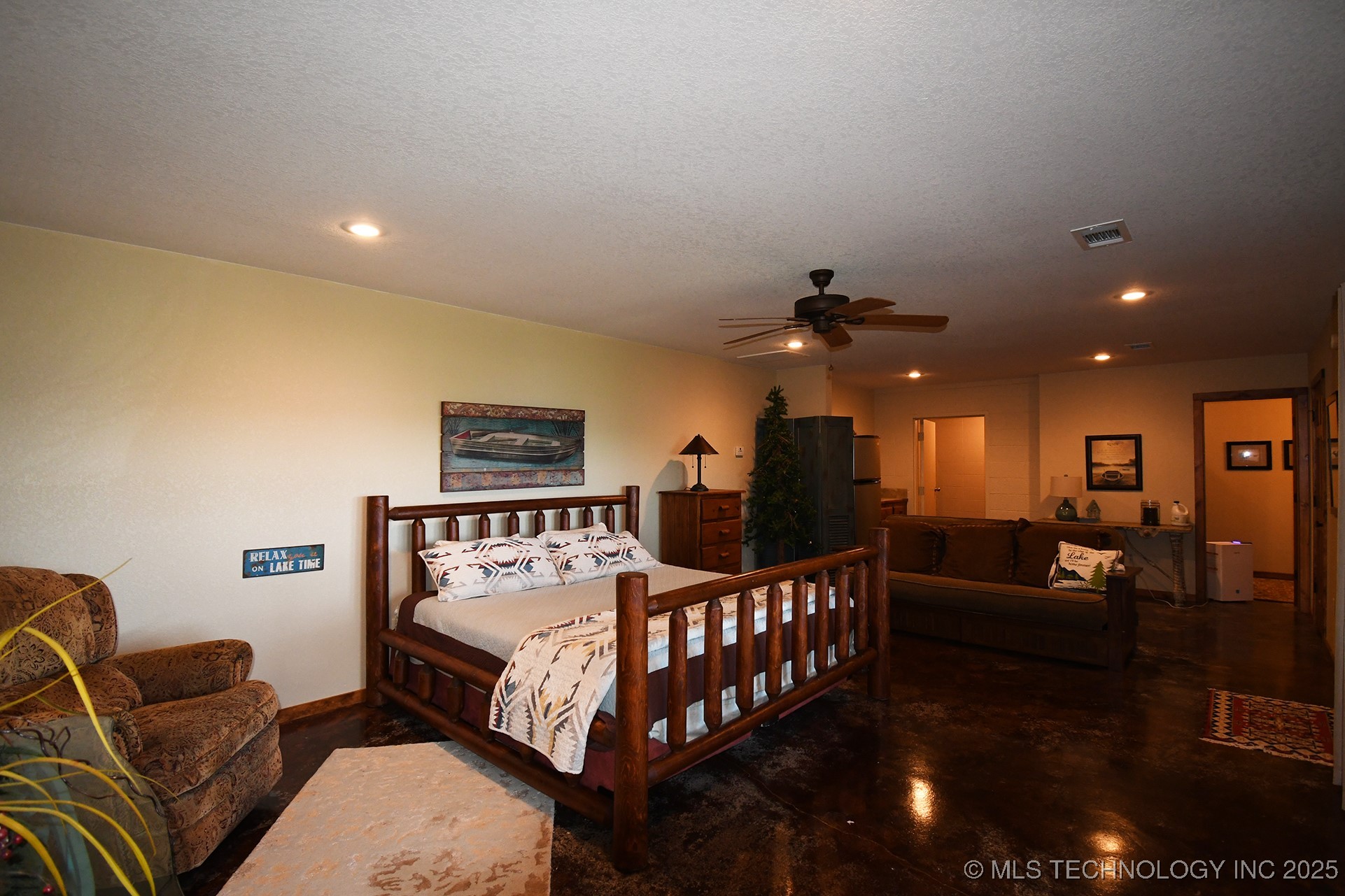 96080 S 4490 Property Photo 45