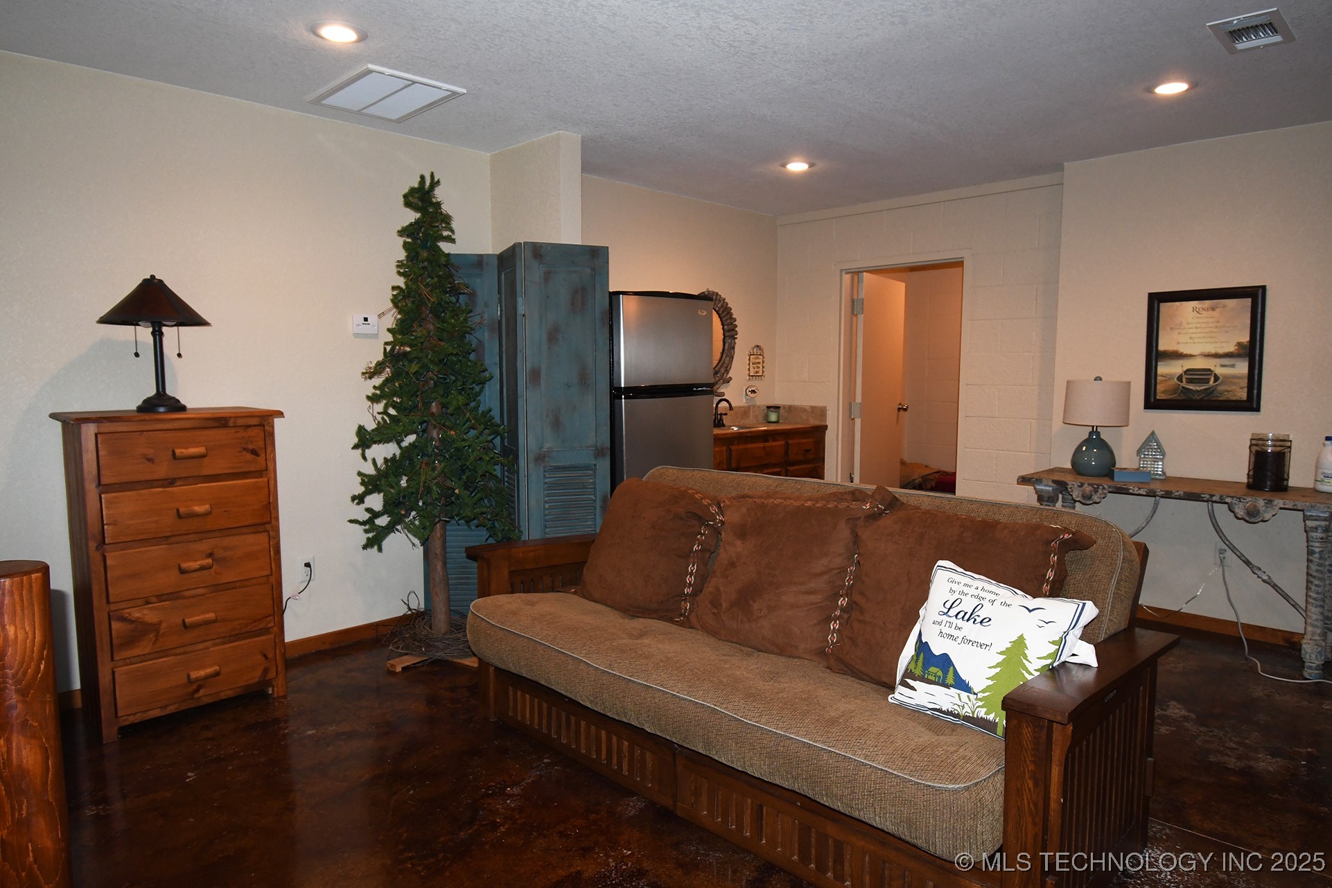 96080 S 4490 Property Photo 47