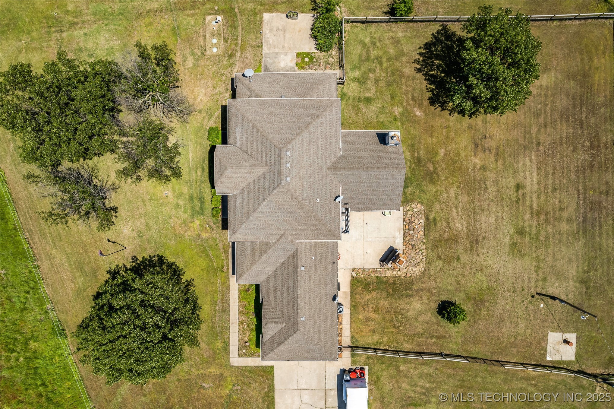 7033 S 4130 Road Property Photo 8