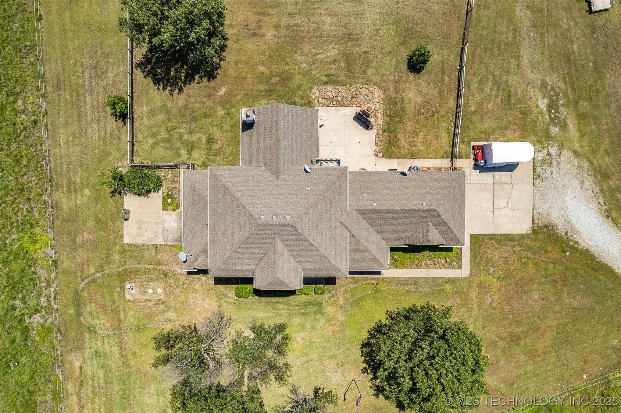 7033 S 4130 Road Property Photo 9