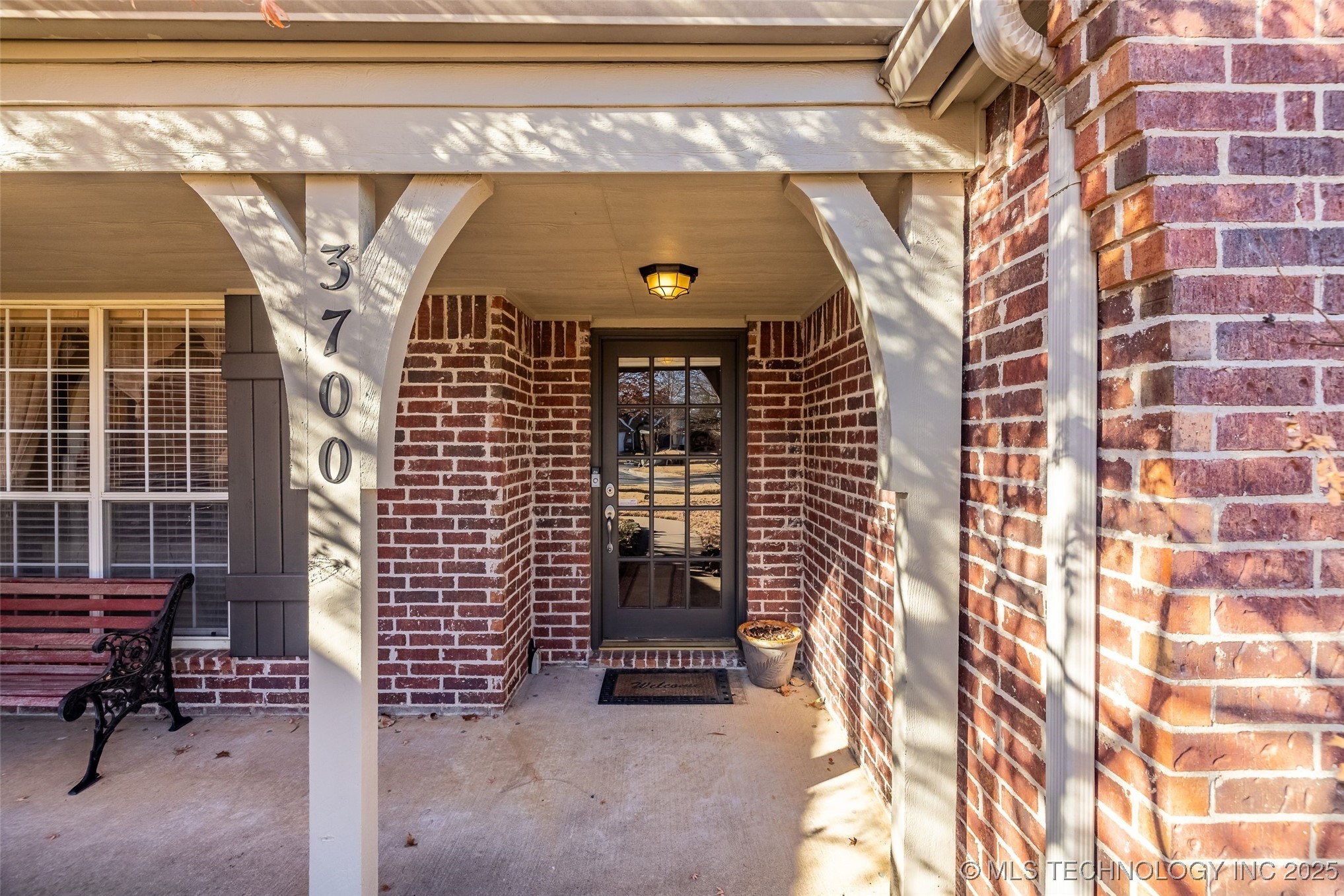 3700 N Oak Avenue Property Photo 10