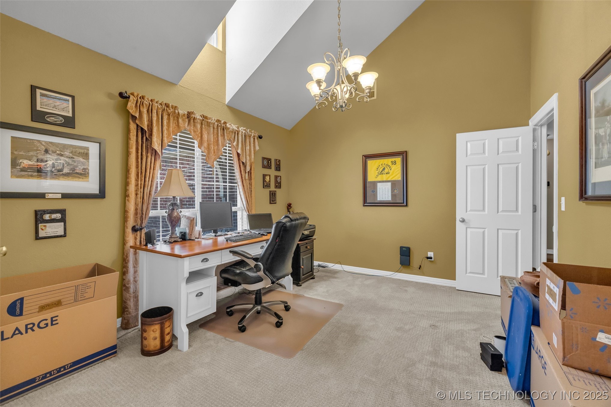 3700 N Oak Avenue Property Photo 14