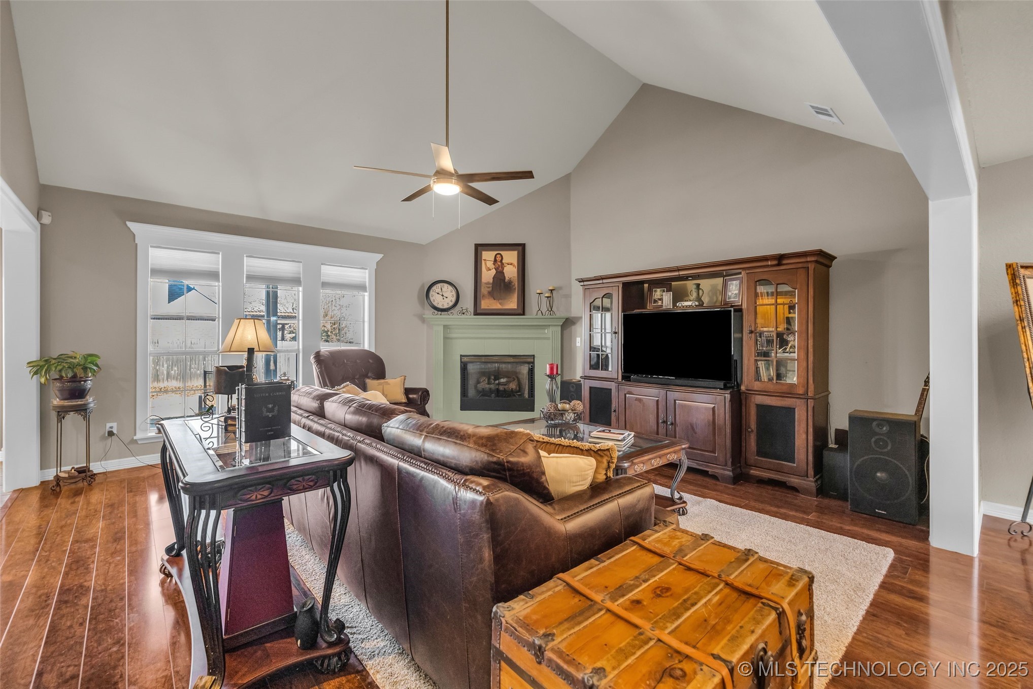 3700 N Oak Avenue Property Photo 16