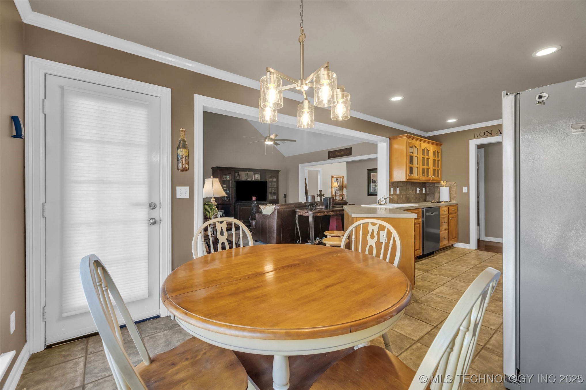 3700 N Oak Avenue Property Photo 19